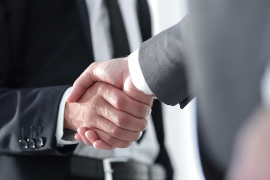 Arrow Risk Management Partners With Bridgehaven Specialty UK To Launch Tech E&O Practice