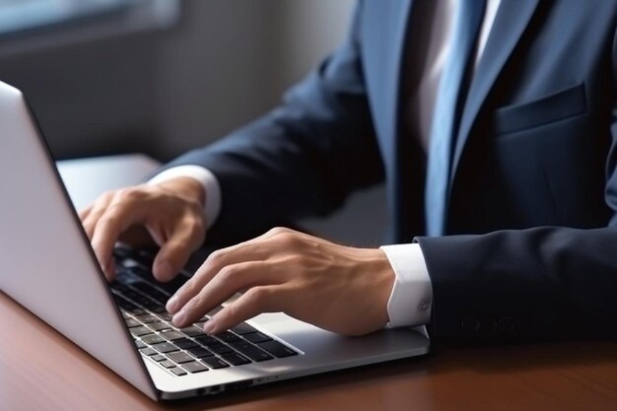 Helios Underwriting Appoints Louis Tucker As CEO